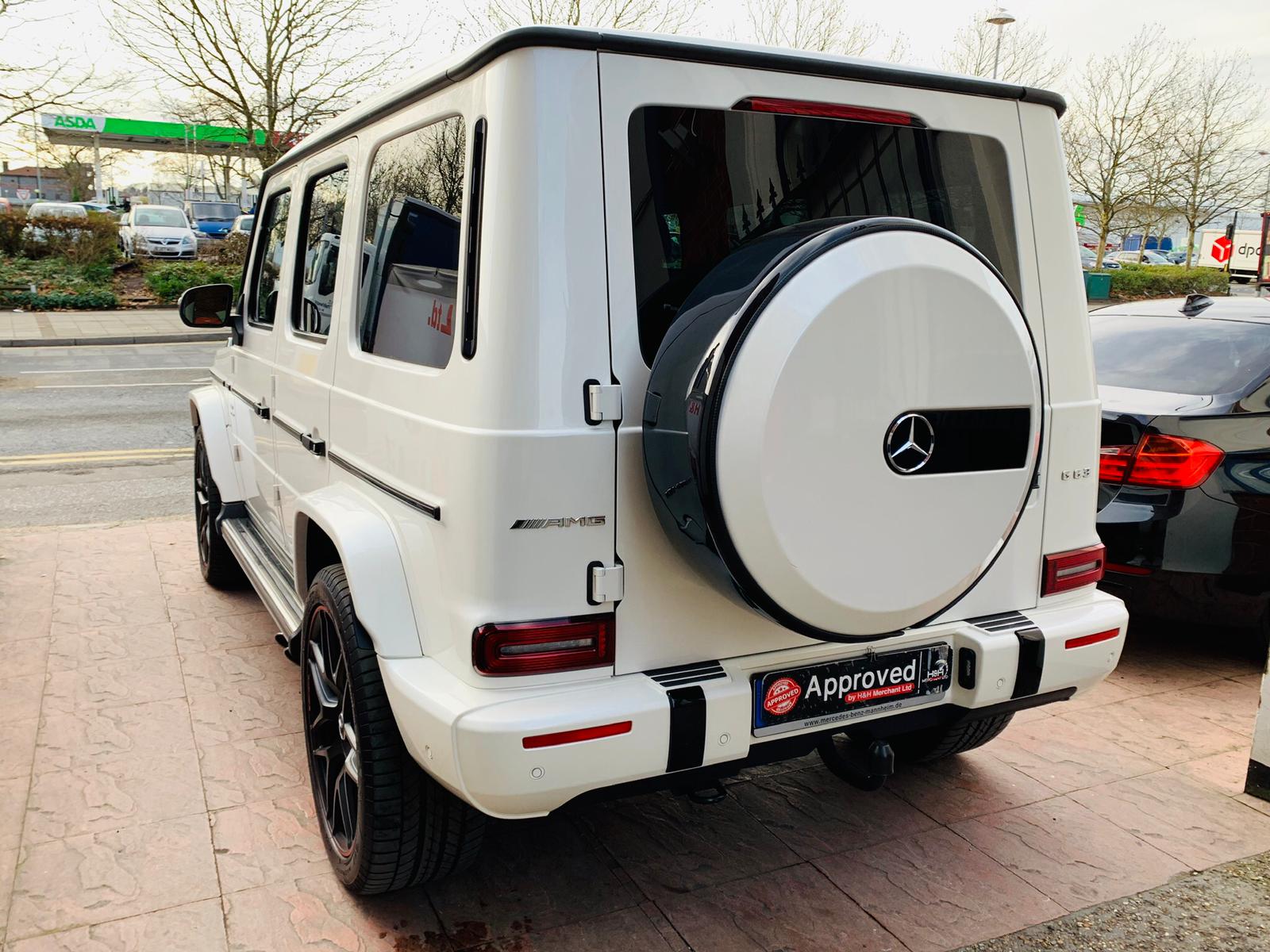 sexy mercedes benz